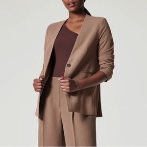 SPANX Crepe Blazer in Cedar